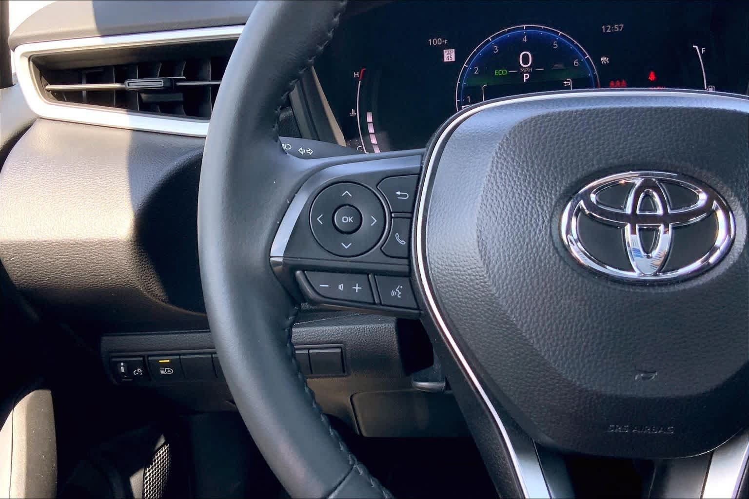 Used 2026 Toyota Corolla SE FWD image 23