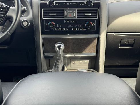 Used 2024 INFINITI QX80 Luxe AWD/4WD image 33
