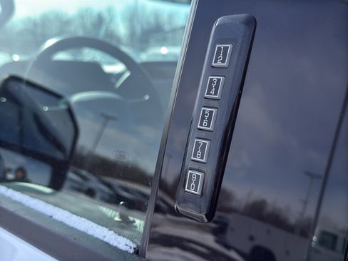 Used 2021 Ford F150 XLT w/ Equipment Group 302A High image 11