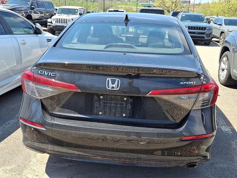 Used 2022 Honda Civic Sport image 4