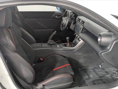 Used 2022 Subaru BRZ Limited RWD image 19