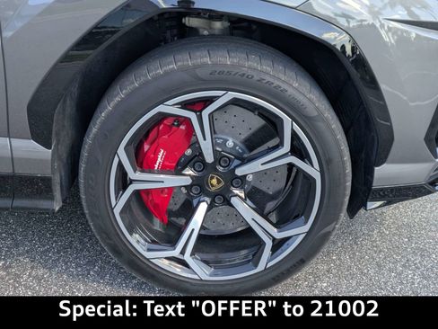 Used 2021 Lamborghini Urus AWD/4WD image 13
