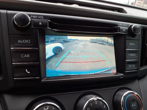 Used 2017 Toyota RAV4 LE w/ Carpet Mat Package image 17