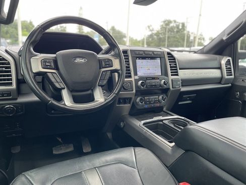 Used 2019 Ford F250 Platinum w/ Platinum Ultimate Package image 13