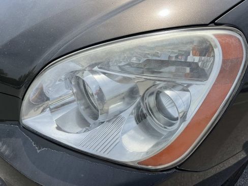 Used 2009 Kia Rondo LX FWD image 9