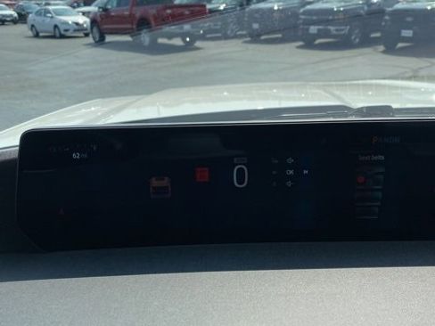 New 2025 Ford Expedition Active image 23