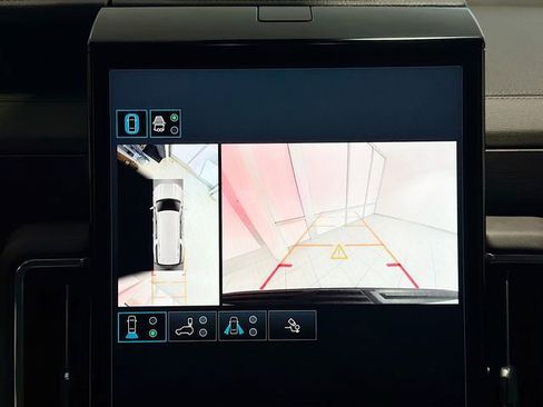 Used 2025 GMC Yukon XL Denali image 14