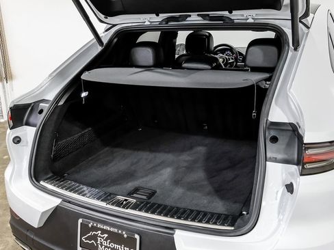 Used 2021 Porsche Cayenne Coupe image 46