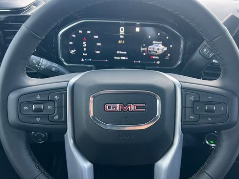 New 2026 GMC Sierra 1500 SLE image 20