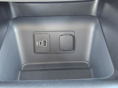 New 2026 Ford Explorer Active w/ Active Comfort Package image 15