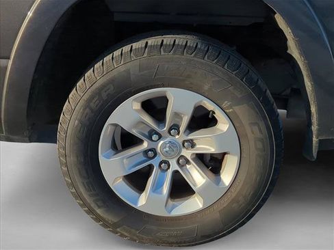 Used 2020 RAM 1500 Laramie RWD image 6