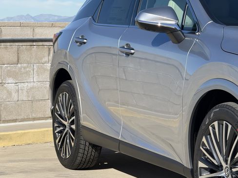 New 2026 Lexus RX 350 RX 350h Premium+ image 5