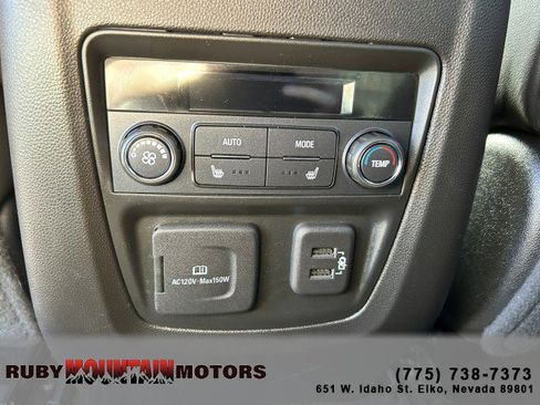 Used 2024 Buick Enclave Avenir image 23