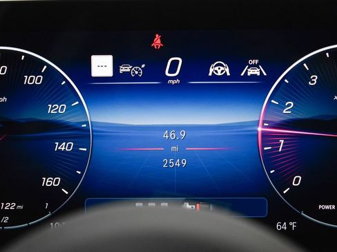 Used 2026 Mercedes-Benz C 300 4MATIC Sedan w/ Exclusive Trim Package image 34
