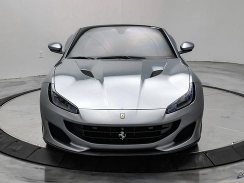 Used 2019 Ferrari Portofino image 40