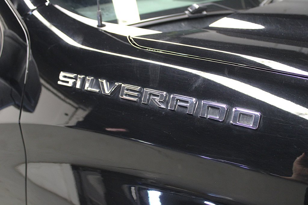 Used 2020 Chevrolet Silverado 1500 Custom w/ Custom Value Package AWD/4WD image 37