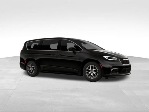 New 2026 Chrysler Pacifica Select image 3