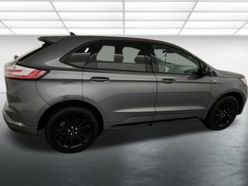 Certified 2024 Ford Edge ST-Line AWD/4WD image 9