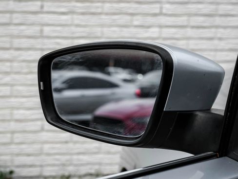 Used 2013 Volkswagen Beetle 2.5 image 30