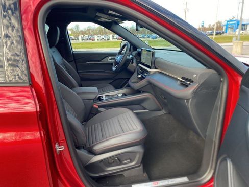 New 2026 Ford Explorer ST-Line w/ ST-Line Street Pack AWD/4WD image 28