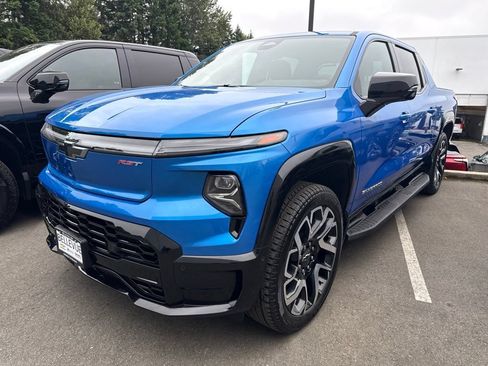 Used 2025 Chevrolet Silverado EV RST AWD/4WD image 1