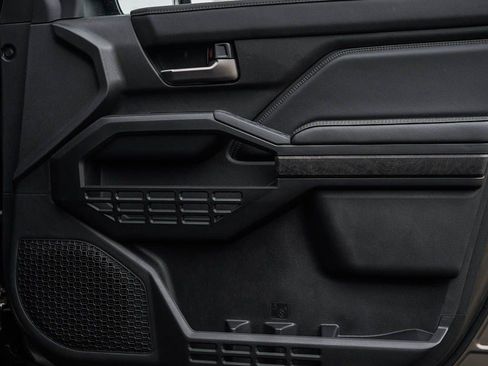 New 2026 Toyota Tacoma Limited AWD/4WD image 8
