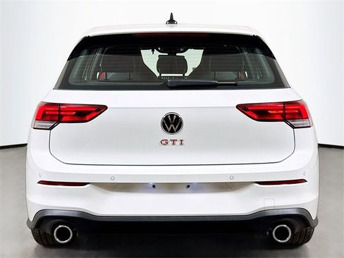 New 2026 Volkswagen GTI SE image 4