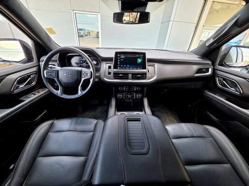 Used 2024 Chevrolet Tahoe RST w/ Luxury Package AWD/4WD image 19