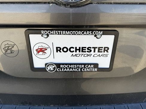 Used 2005 Toyota Sienna XLE image 43