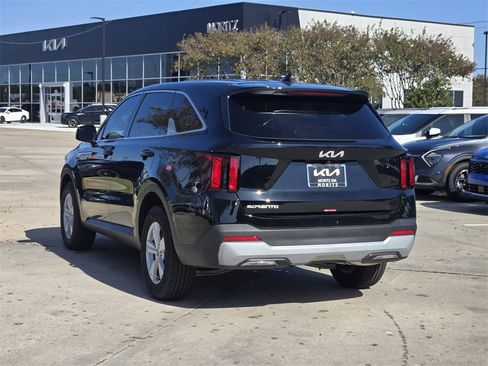 New 2026 Kia Sorento LX image 3