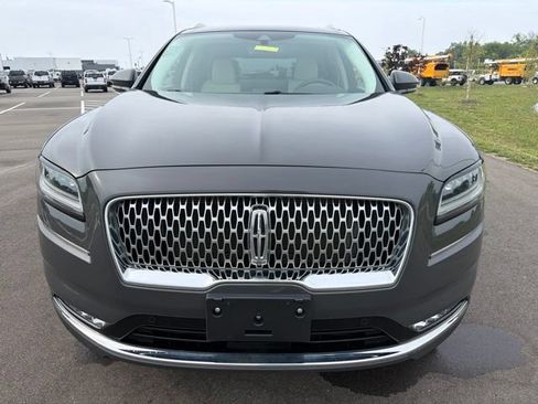 Used 2022 Lincoln Nautilus Black Label w/ Cargo Utility Package AWD/4WD image 3