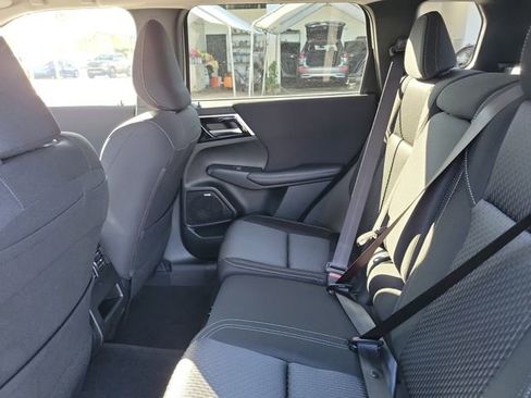 New 2026 Mitsubishi Outlander ES image 12