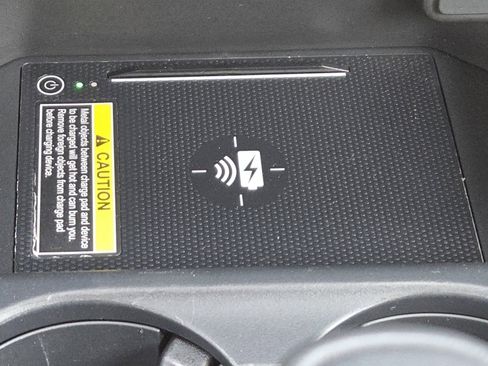 Used 2023 Honda HR-V EX-L image 5