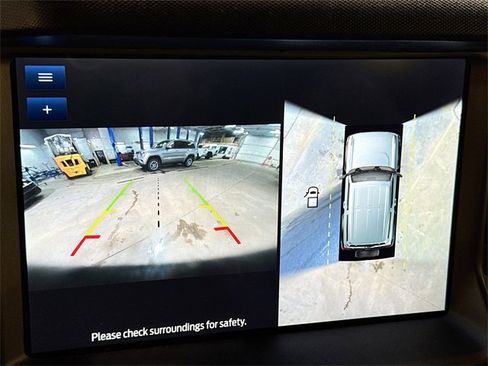 Used 2023 Ford Bronco Outer Banks image 16