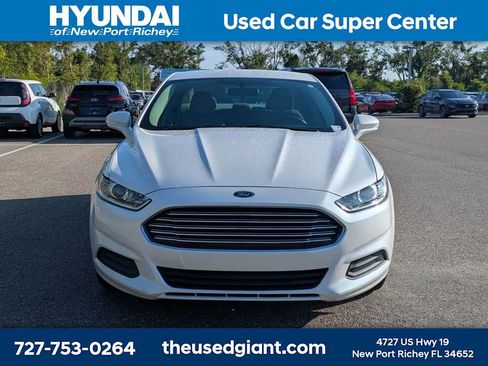 Used 2014 Ford Fusion SE FWD image 8