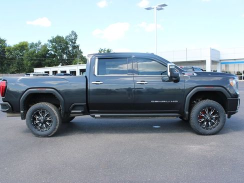 Used 2020 GMC Sierra 2500 Denali w/ Denali Ultimate Package AWD/4WD image 11