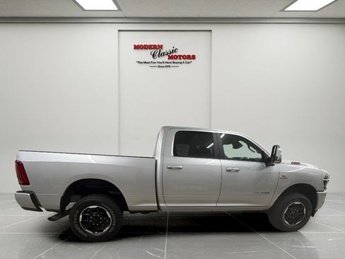 Used 2026 RAM 2500 Laramie AWD/4WD image 6