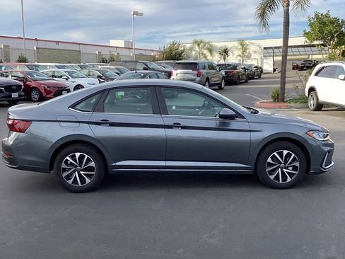 Used 2025 Volkswagen Jetta S image 2