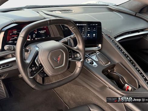 Used 2025 Chevrolet Corvette Stingray Premium Conv w/ 3LT image 16