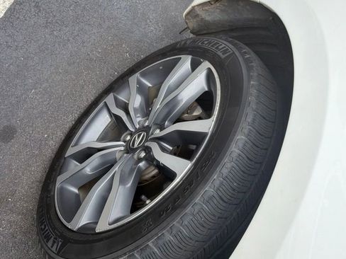 Used 2019 Acura MDX FWD w/ Advance Package image 4