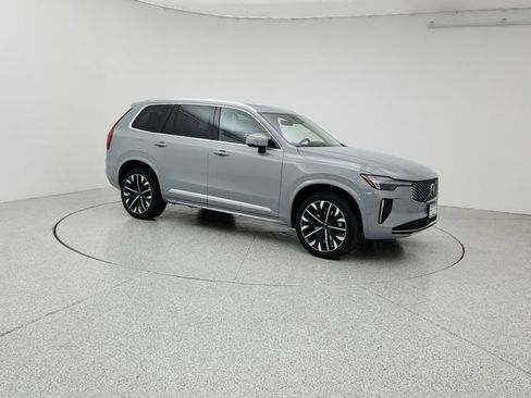 New 2026 Volvo XC90 B6 Plus w/ Protection Package Premier image 3