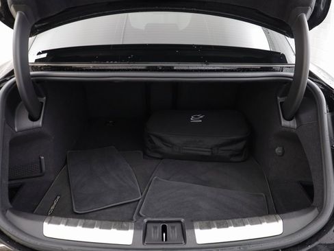 Used 2023 Porsche Taycan GTS image 21