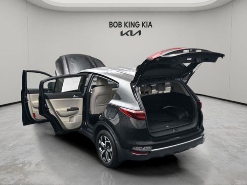 Used 2020 Kia Sportage LX w/ LX Popular Package image 24