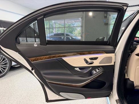 Used 2014 Mercedes-Benz S 63 AMG 4MATIC Sedan image 22