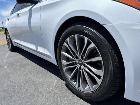 Used 2015 Hyundai Genesis 3.8 w/ Option Group 03 RWD image 7