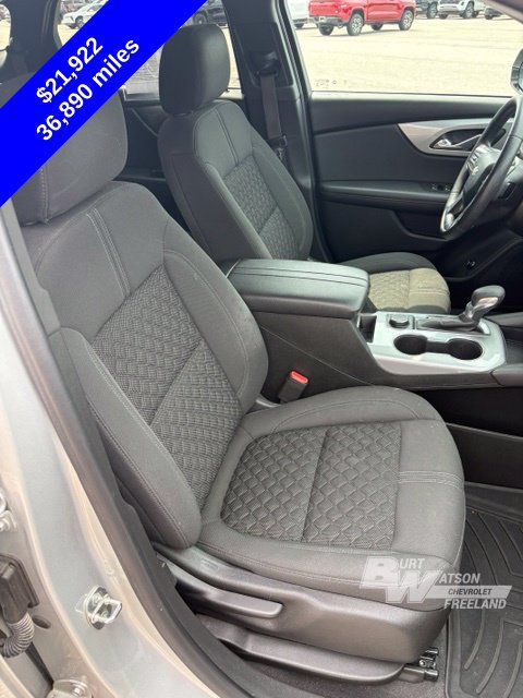 Used 2022 Chevrolet Blazer LT FWD image 33