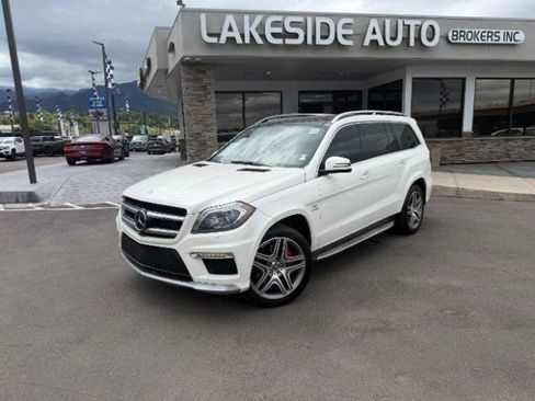 Used 2015 Mercedes-Benz GL 63 AMG 4MATIC image 2