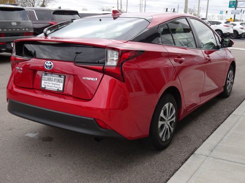 Used 2020 Toyota Prius AWD image 5