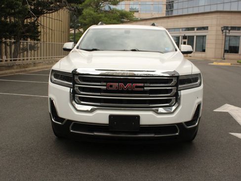 Used 2020 GMC Acadia SLE w/ Driver Convenience Package FWD image 3
