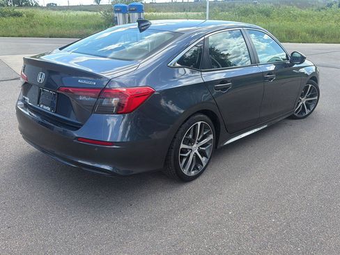 Used 2023 Honda Civic Touring image 6